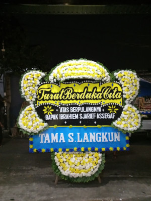 Papan Bunga Duka di Suling Tambun